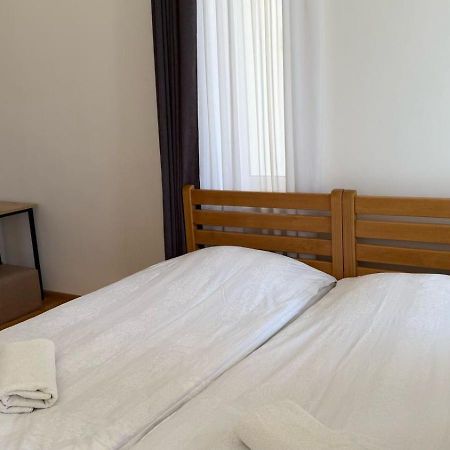 Eka'S Guest House Mestia Bagian luar foto