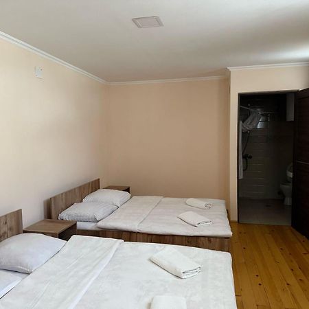 Eka'S Guest House Mestia Bagian luar foto