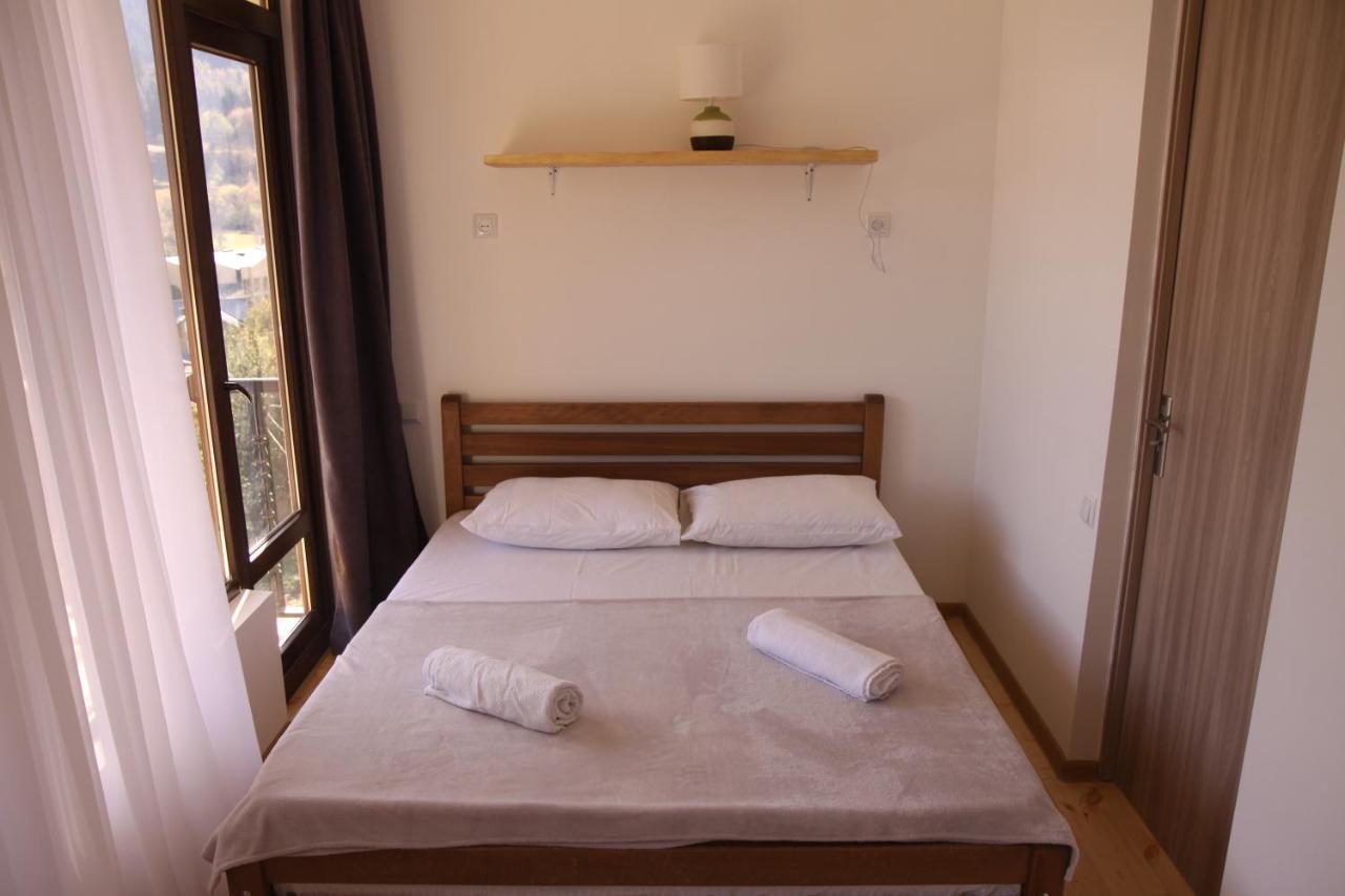 Eka'S Guest House Mestia Bagian luar foto